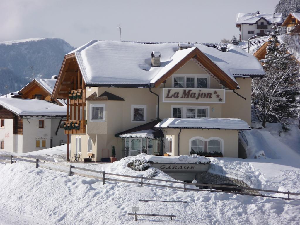 Hotel Garni La Majon Wolkenstein in Gröden Exterior foto