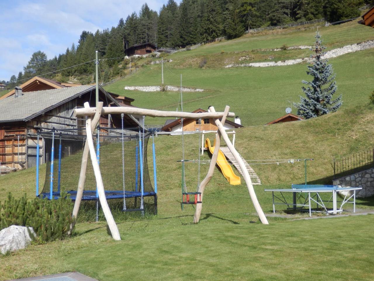 Hotel Garni La Majon Wolkenstein in Gröden Exterior foto